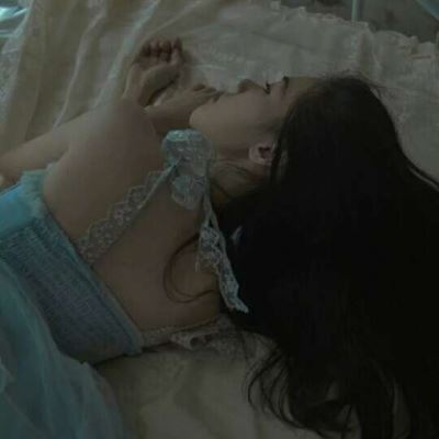 仙气单人女头像 真人气质女头像