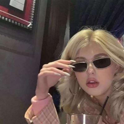 头像冷酷霸气女 超拽 霸气女生头像超拽冷酷