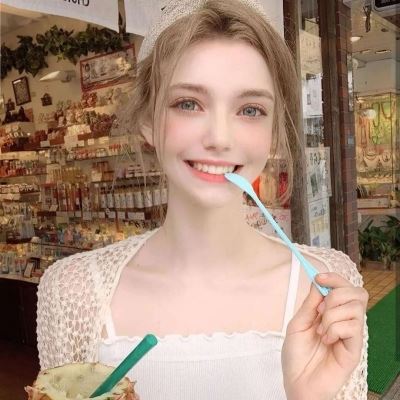 外国漂亮小姐姐头像 欧美外国女头像