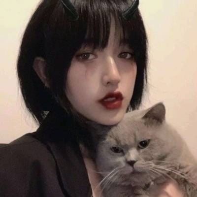 个性女短发发型图片头像大全 个性女短发发型图片头像卡通