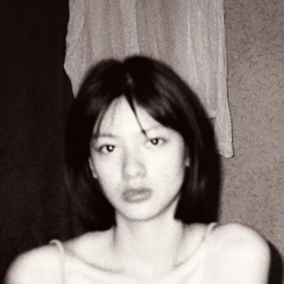 微信真人女生复古风的头像图片